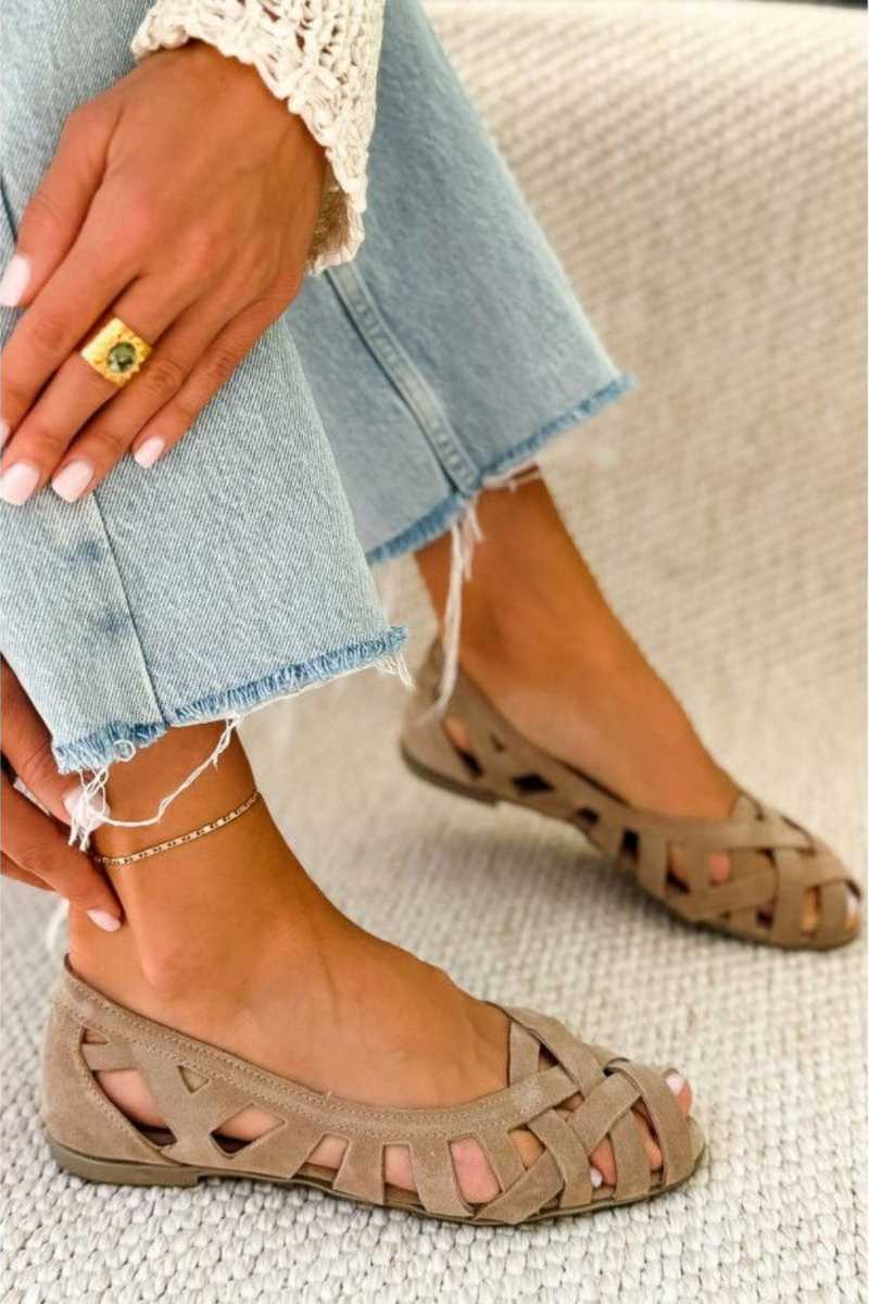 Lily | Open-Toe Flat Sandals