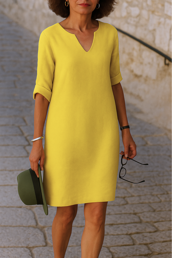 ADRIANA | Flowing Dress with V-Neck and Elegant Line for Every Moment of the Day