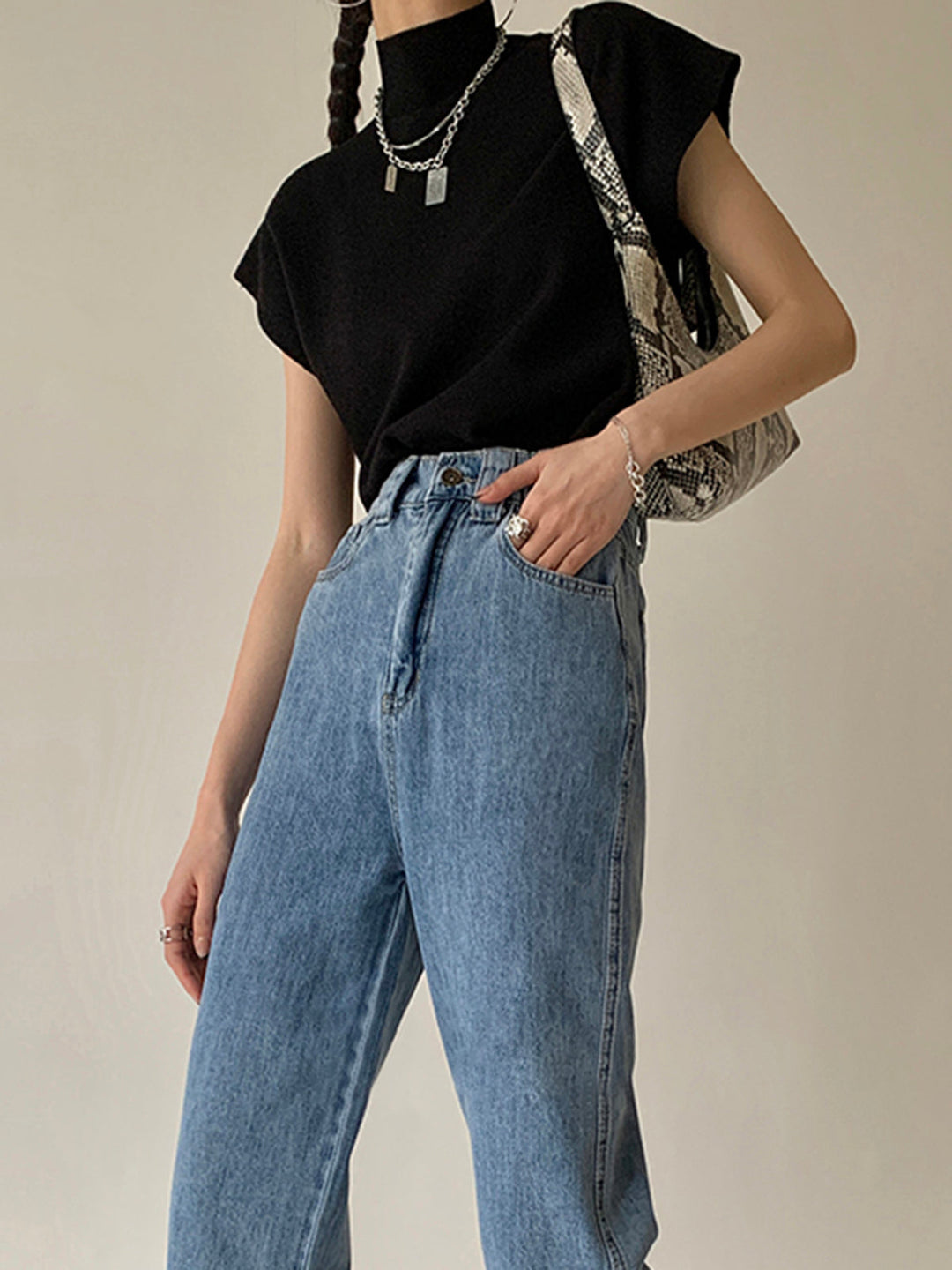 Camille Relaxed Sweater Vest