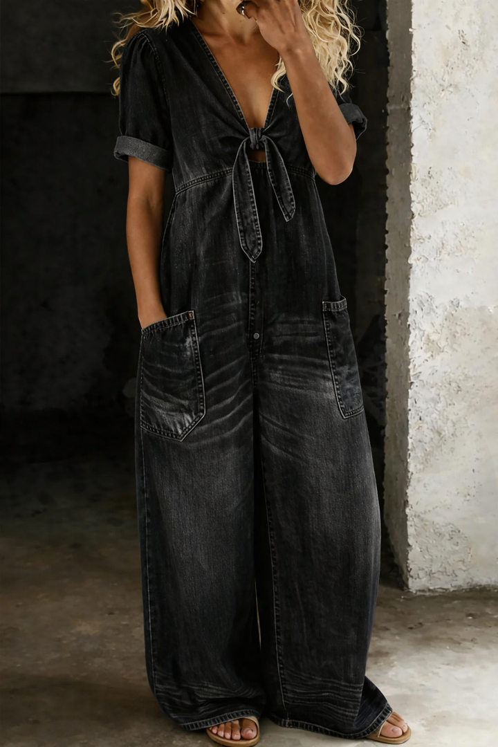 Maya | V-neck jumpsuit with short sleeves