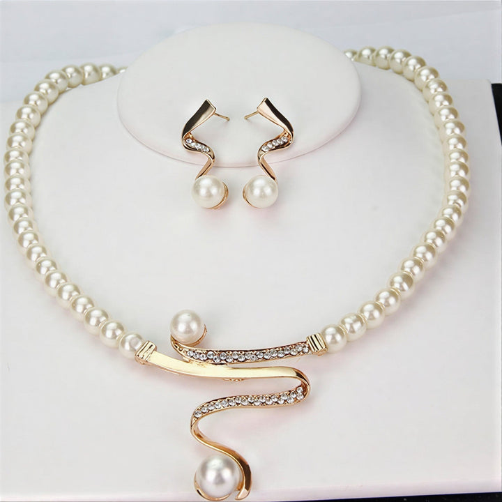 Elegant Necklace Set