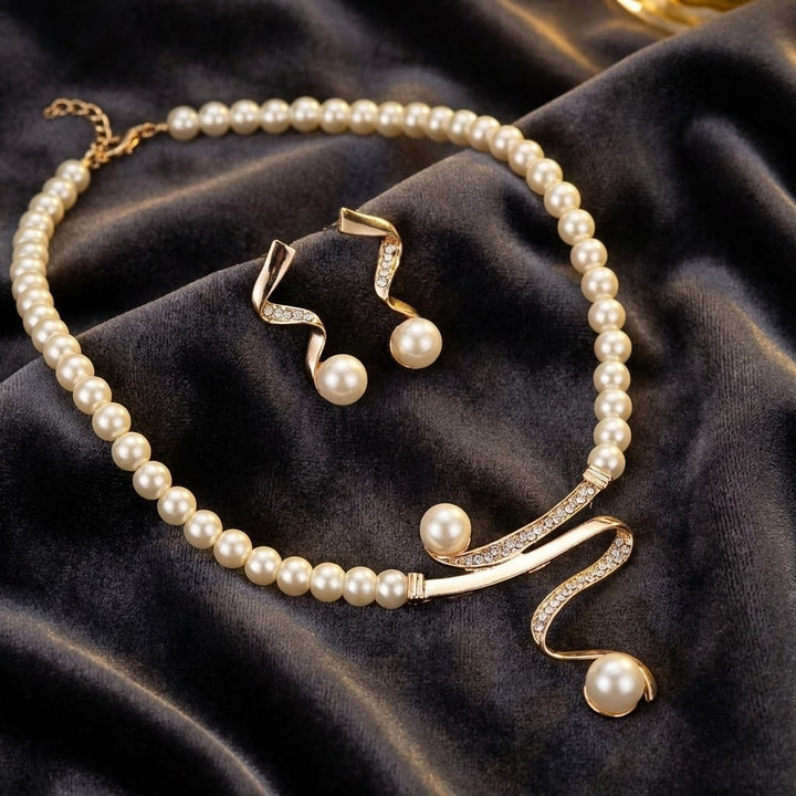 Elegant Necklace Set